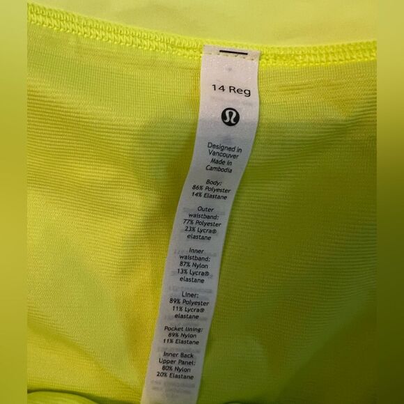 Lululemon Speed Up LR Low-Rise Short 2.5" Highlight Yellow Size 14 NWT Workout - Picture 6 of 10